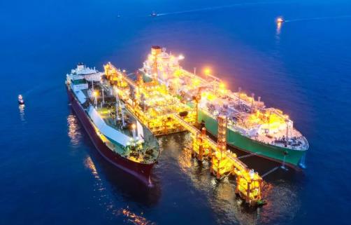 海上液化天然气接收站正式投产