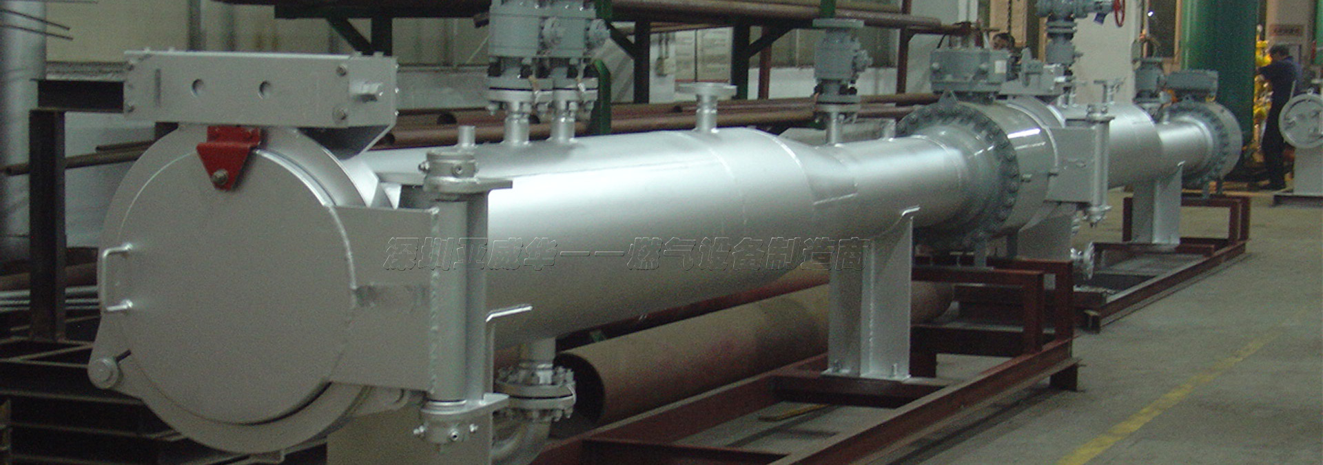 亚威华生产收发球筒和燃气管道清管器